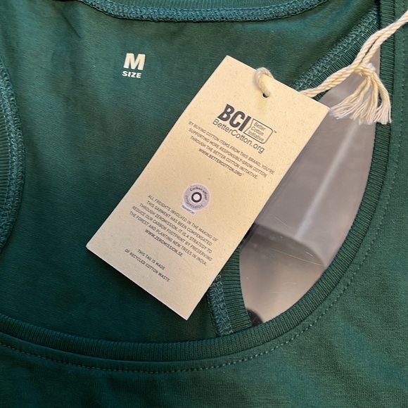 Jameson, M, 100% cotton, “taste responsibly” on back. NWT - Picture 6 of 7